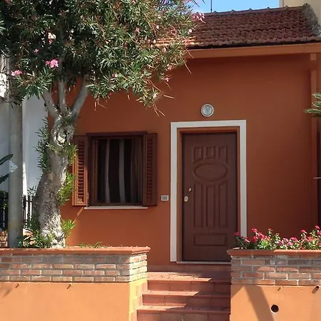 Casa Indipendente Ferienhaus *